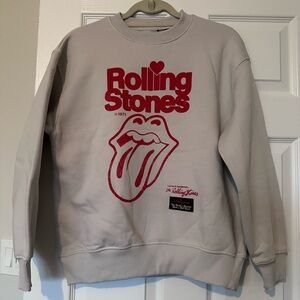 ZARA: ROLLING STONES ® SWEATSHIRT; 13-14 YEARS (64,57 INCHES) |PEARL GRAY; NWT